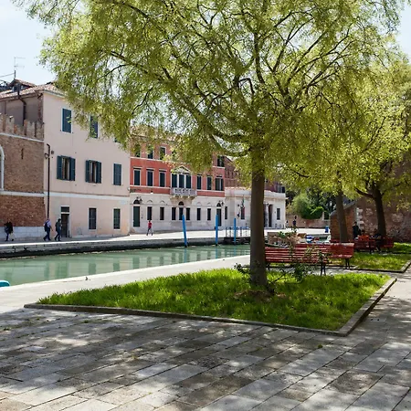 Prince Apartments * Venice